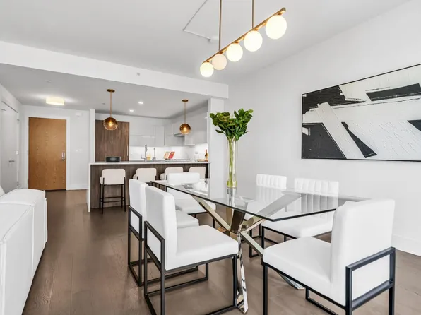 9 Avenue At Port Imperial image 15 of 50