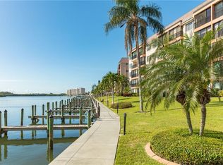 8977 Midnight Pass Rd APT 121, Sarasota, FL 34242