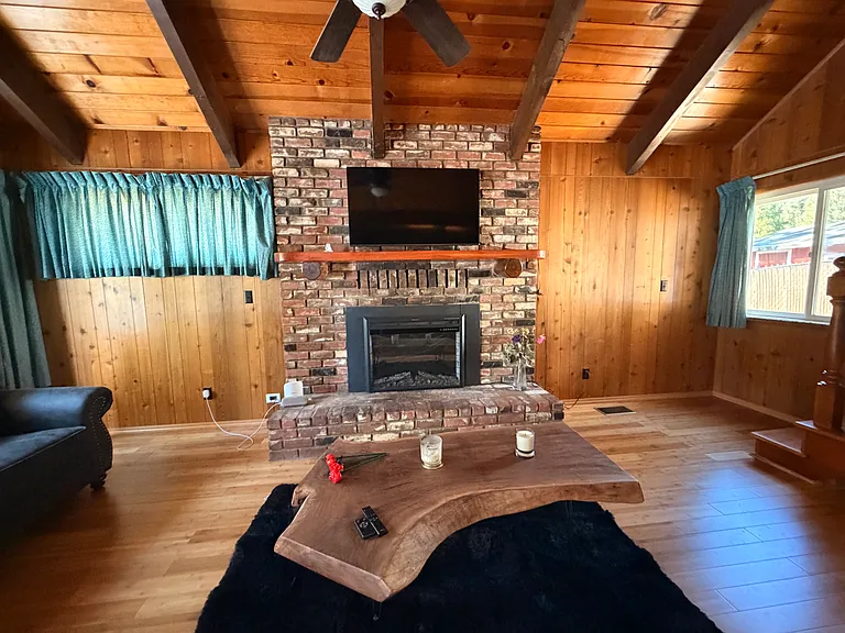 1341 Irene St — Photo 12
