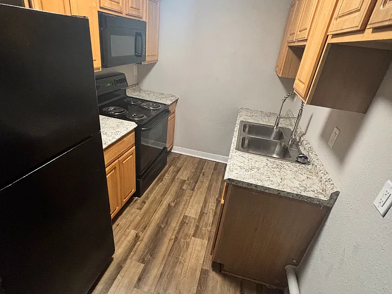 3530 E Richmond Rd #3 — Photo 2