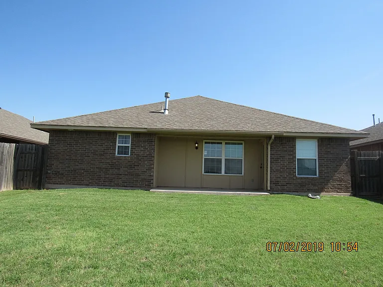 4816 SW Malcom Rd — Photo 2