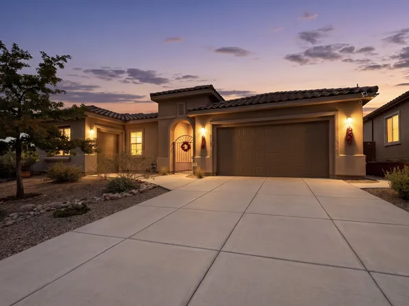 4713 Las Plazuelas, Santa Fe, NM 87507