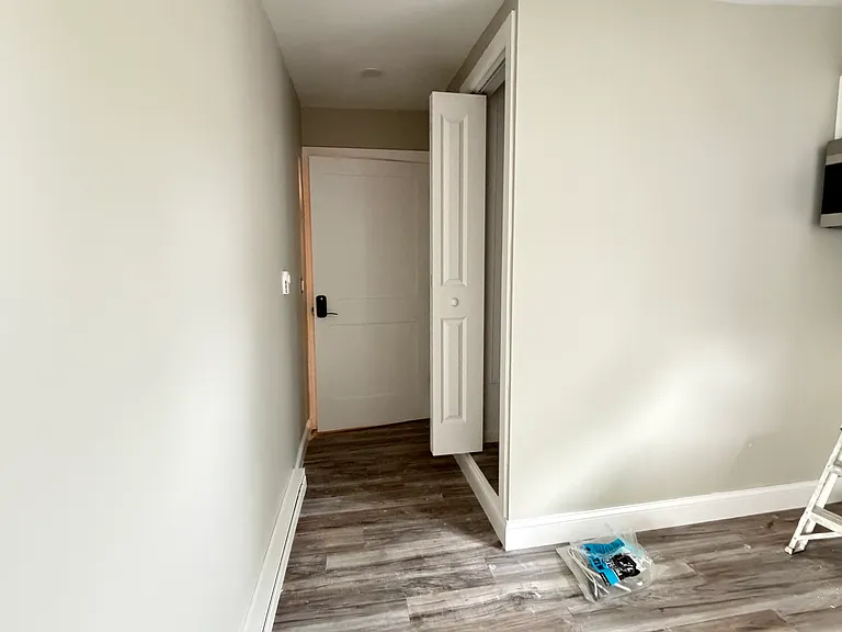 103 Vineyard Ave #2 — Photo 6