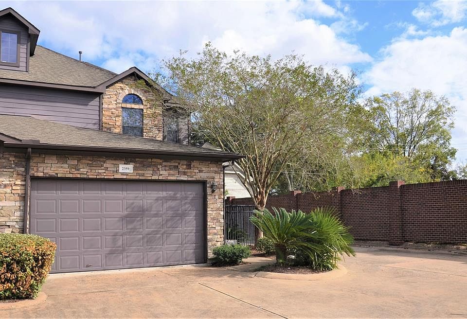 1st image of 2359 Bermuda Shores Dr