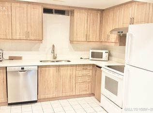 664 Esprit Cres, Mississauga, ON L5R3B9