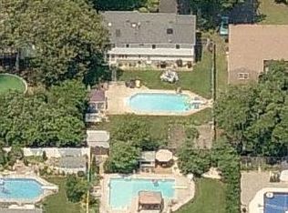 215 Aldo Dr, Toms River, NJ 08753