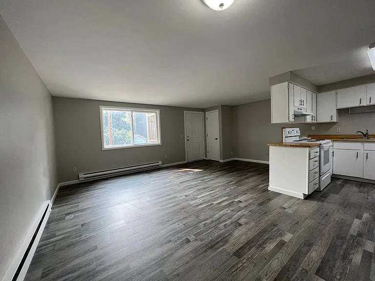 301 Kiwanis Park Ln — Photo 6