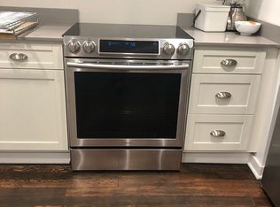 1319 SW Cambridge St, Seattle, WA 98106