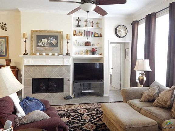 2nd image of 314 Rosebrook Cir