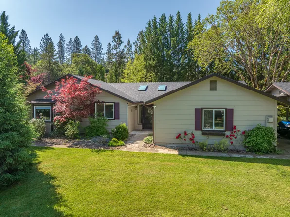 345 Ponderosa Ln, Grants Pass, OR 97527