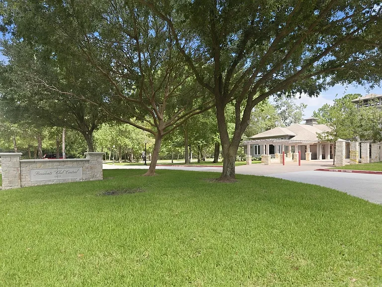 14535 Mountain Cliff Ln — Photo 33