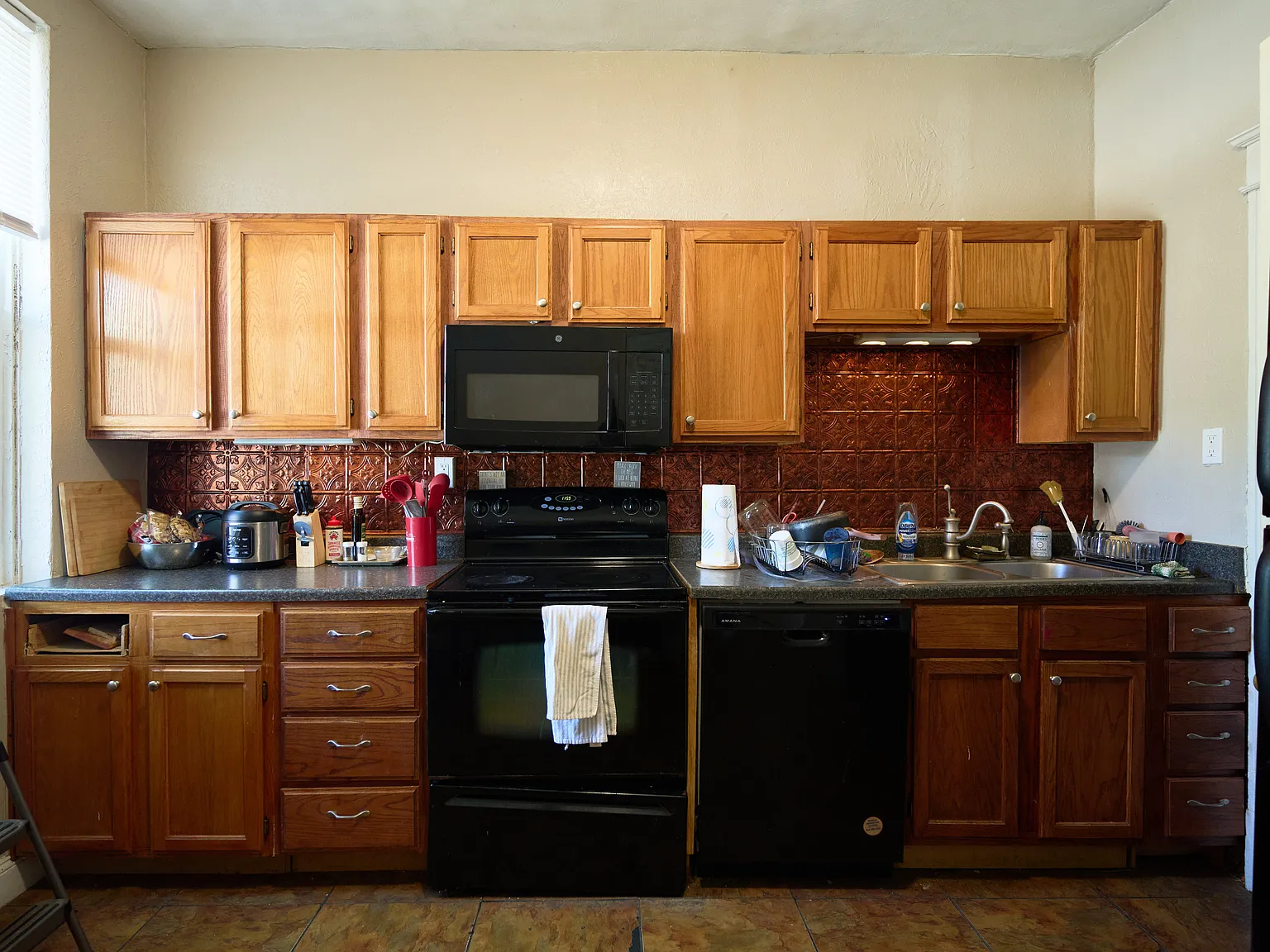 3 bed, 1400 sqft, $2,395 — Photo 4