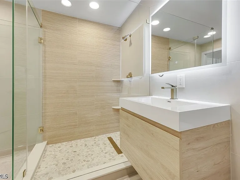 27098 Harbor Dr — Photo 25