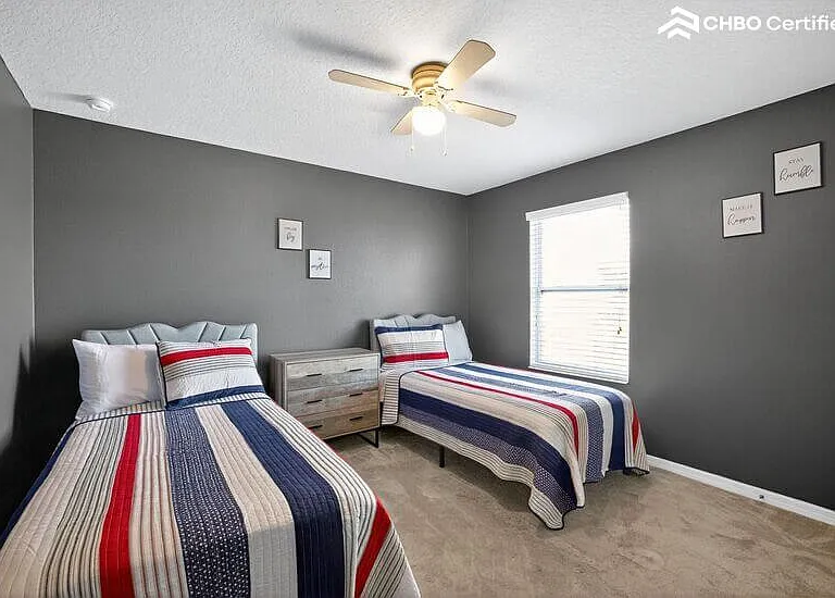 145 Malaga Ave — Photo 24
