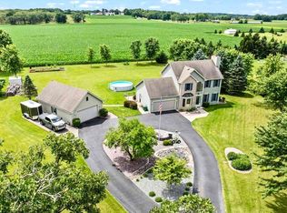 26039 Dover Line Rd, Waterford, WI 53185