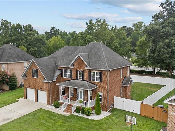 2nd image of 4012 Brians Ln