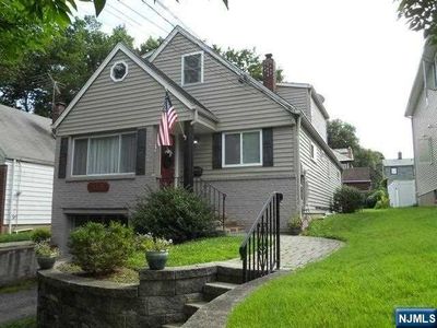 118 Grove Ave, Maywood, NJ, 07607