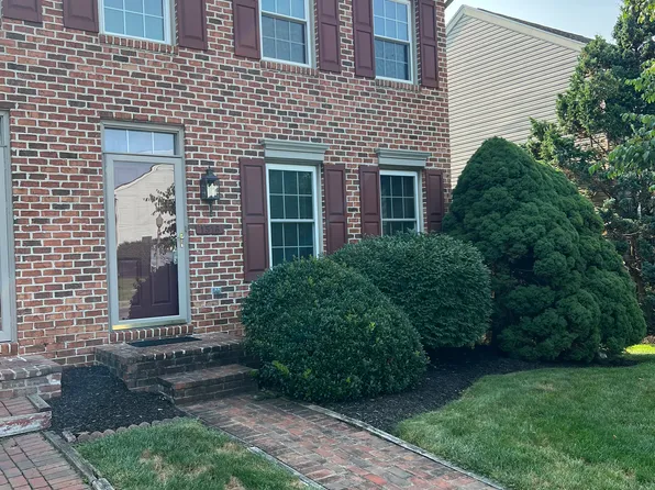 1516 Tussey Ct, Mechanicsburg, PA 17050