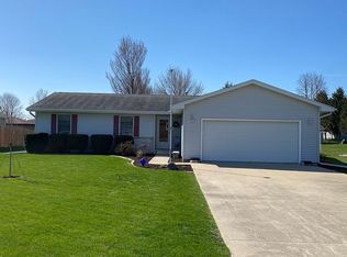 707 E Marshall St, Tolono, IL