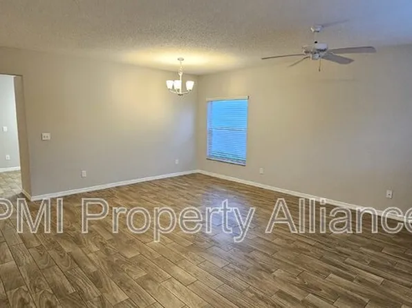 4212 Forest Island Dr, Orlando, FL 32826
