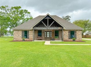 50 Bayou Clear Rd, Woodworth, LA 71485