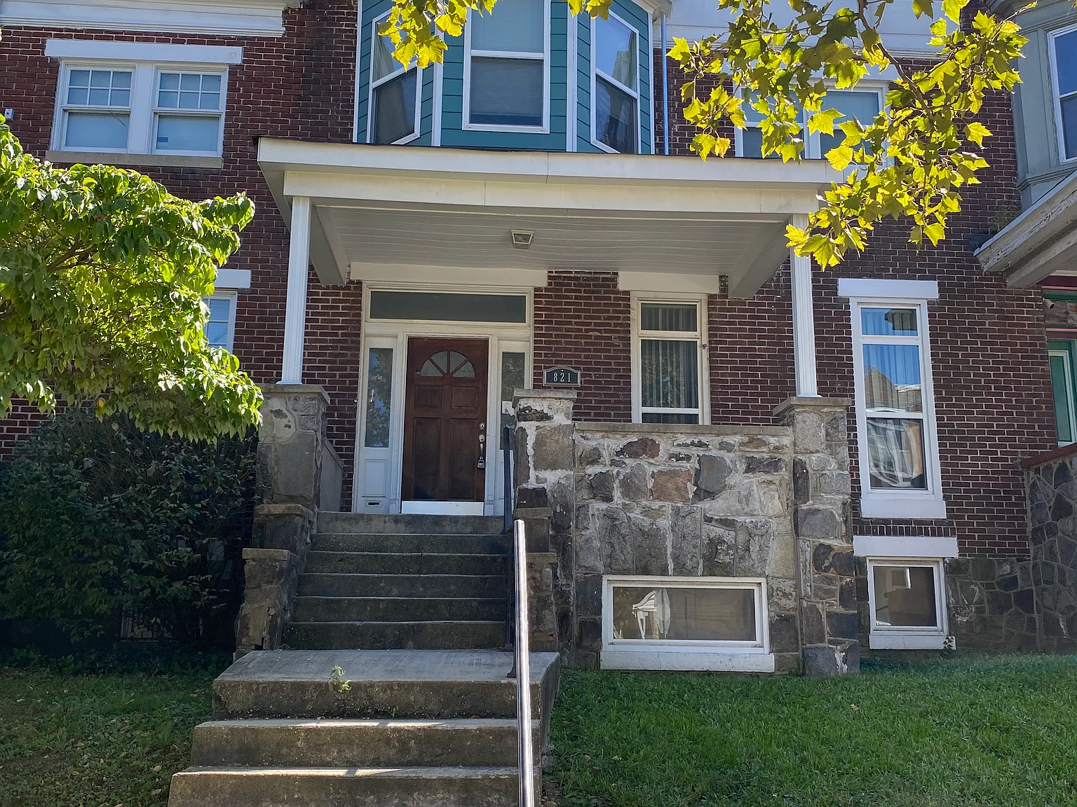 821 Whitelock St — Photo 2