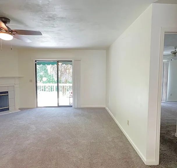 4414 Stratfordshire Ct — Photo 11