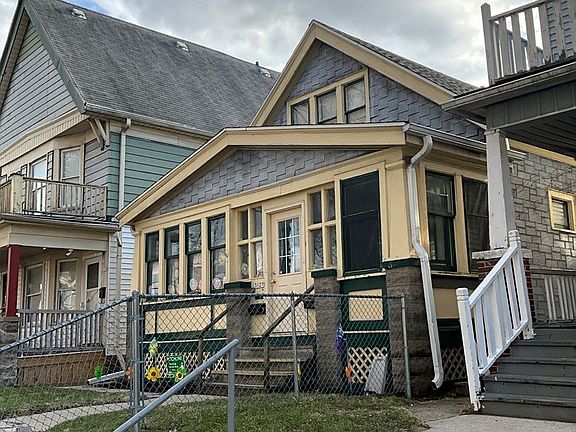2nd image of 3127 N 34th St #3127A