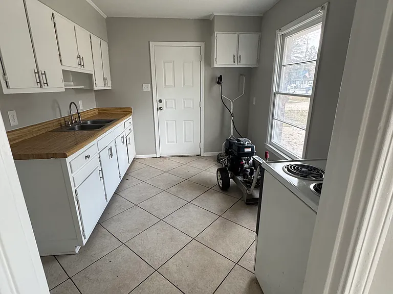 3121 Cottage Hill Rd — Photo 3
