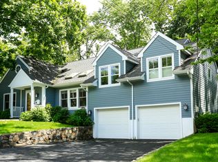 24 Bonwit Rd, Rye Brook, NY 10573