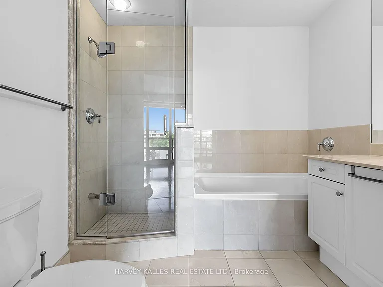 1 Bedford Rd #421 — Photo 15