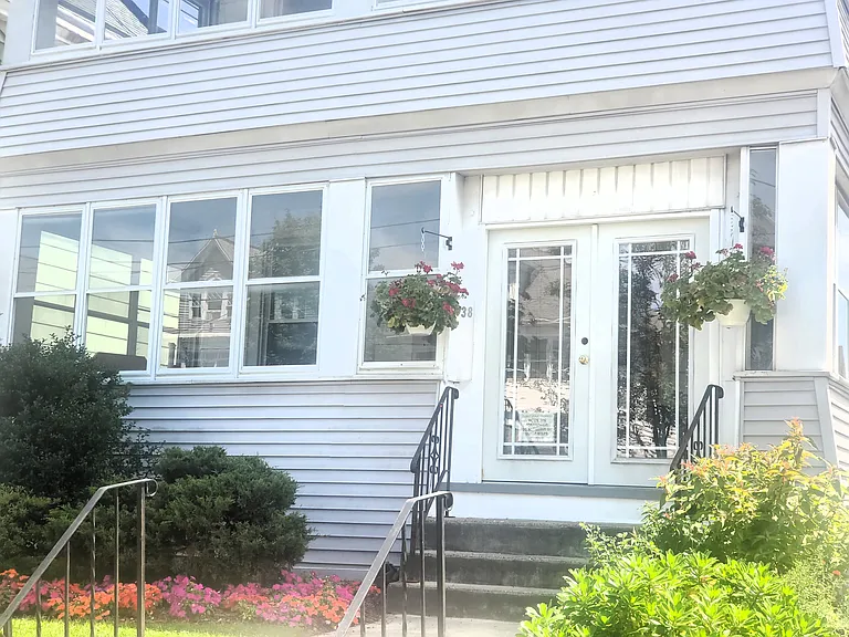 38 Summit Ave #2 — Photo 2