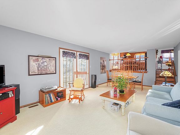 5th image of 16325 Prairie Dr