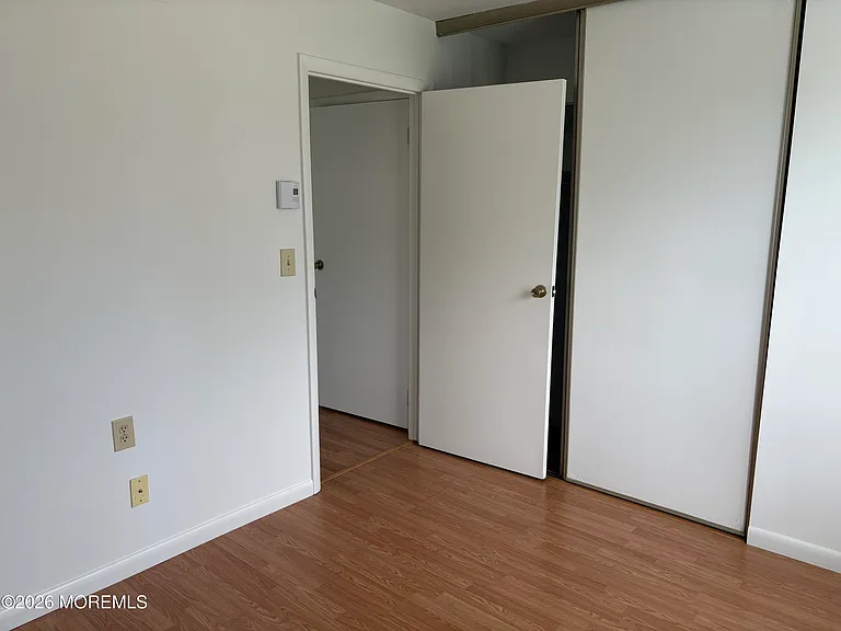 21 Newbury Row — Photo 22