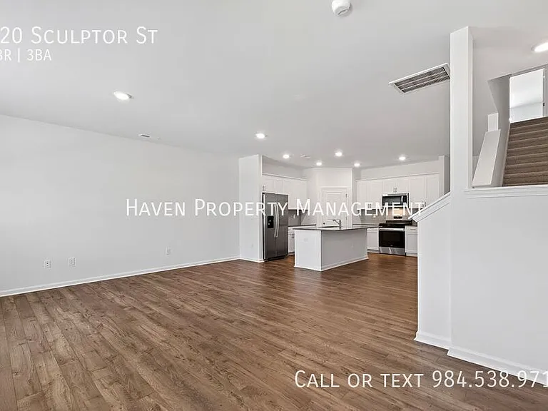 920 Sculptor St — Photo 3