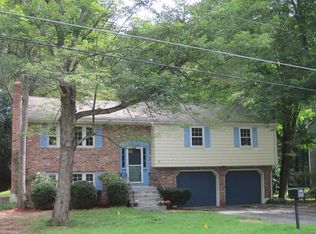 73 Bayberry Ln, Holliston, MA 01746