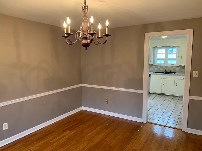 37 Spring Garden St — Photo 34