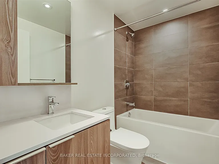 223 Redpath Ave #706 — Photo 16