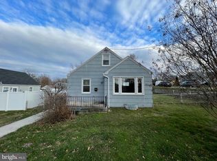 39 Governors Gate Ln, Linthicum, MD 21090