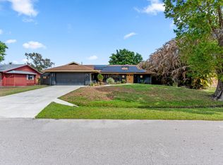 1119 SE Cambridge Drive, Port St Lucie, FL 34952