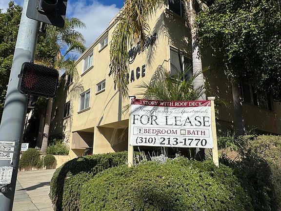 2nd image of 1280 S Barrington Ave APT 2