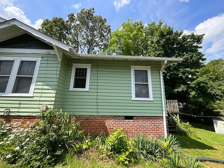 1117 Lexington Ave — Photo 43