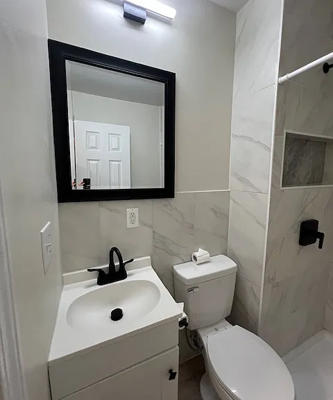 506 N Line St — Photo 14