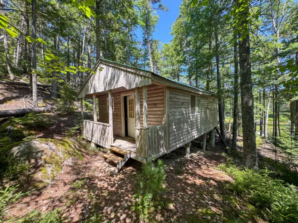 35 SW Brook Lane, Beddington, ME 04622
