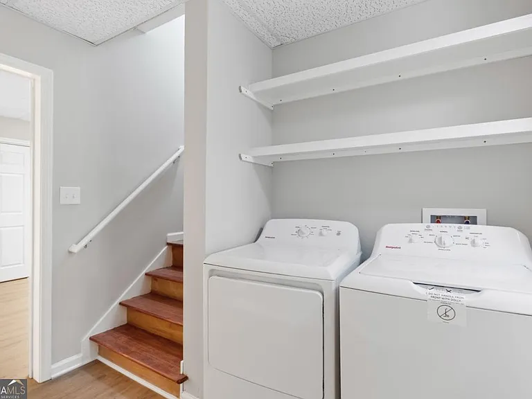 3418 Rose Arbor Ct #B — Photo 11