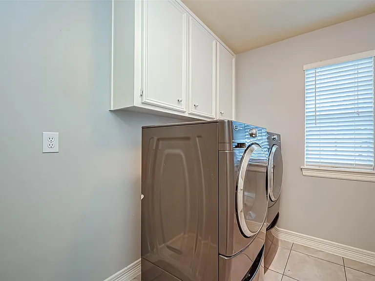 4502 Devonshire St — Photo 21