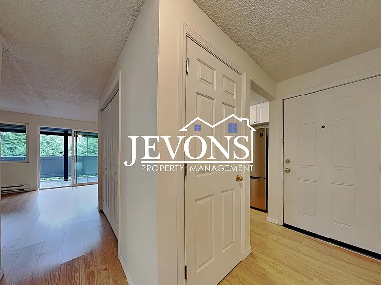 3915 Mason Loop Rd #4 — Photo 11