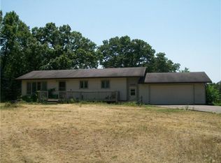 W9005 Hilltop Rd, Portage, WI 53901