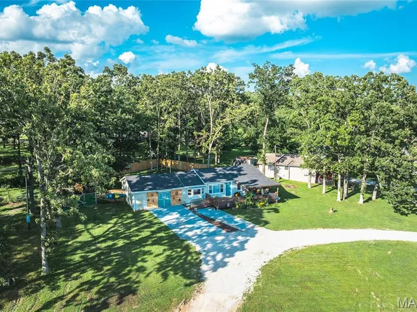 77 Indian Hills Dr, Cuba, MO 65453