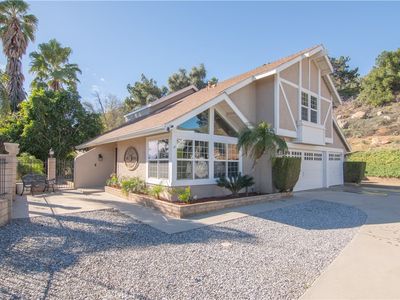 8303 Whispering Tree Dr, Riverside, CA, 92509